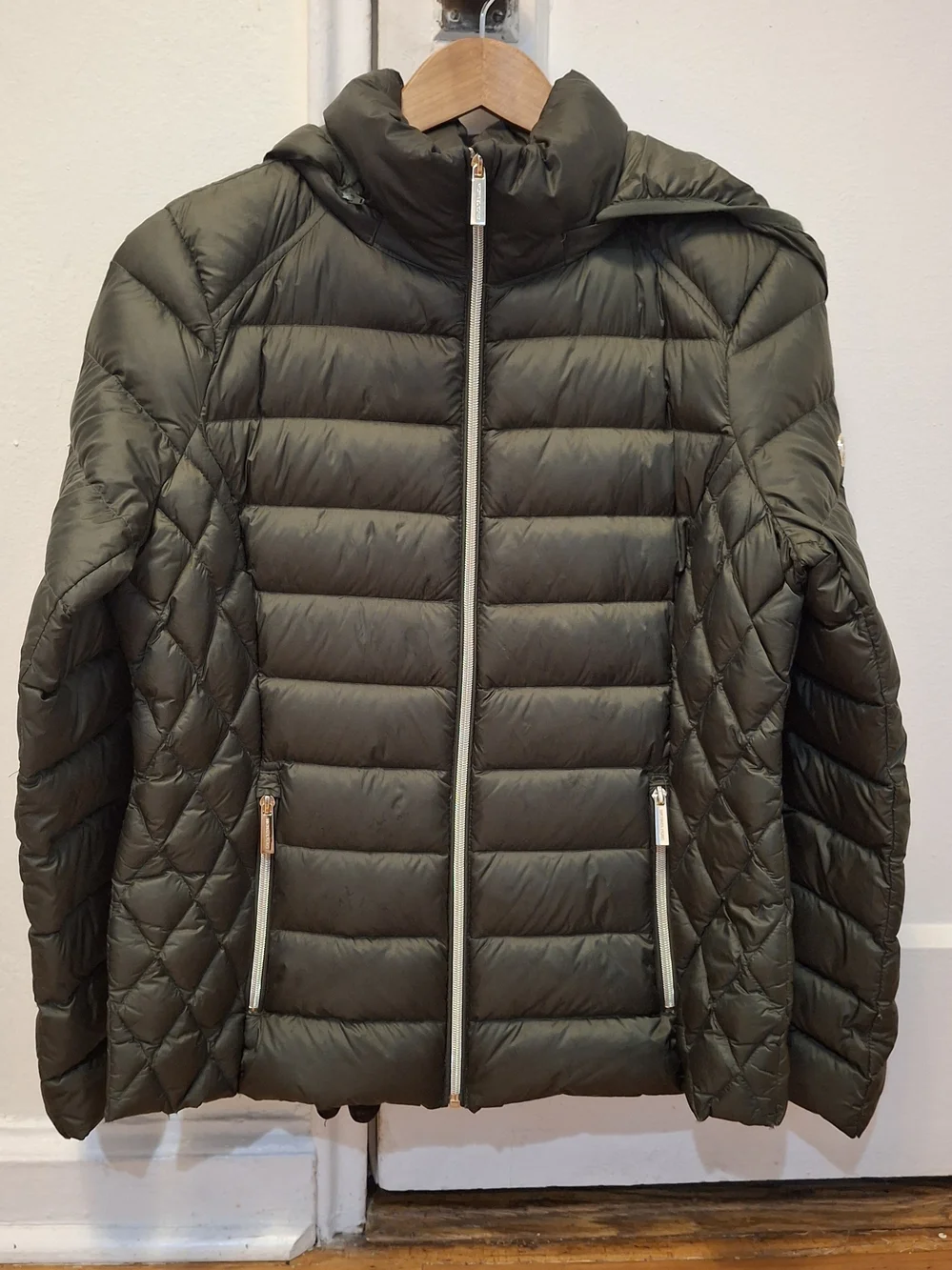 Michael Kors LIKE NEW Women's Olive Quilted Puffer Jacket with Hood